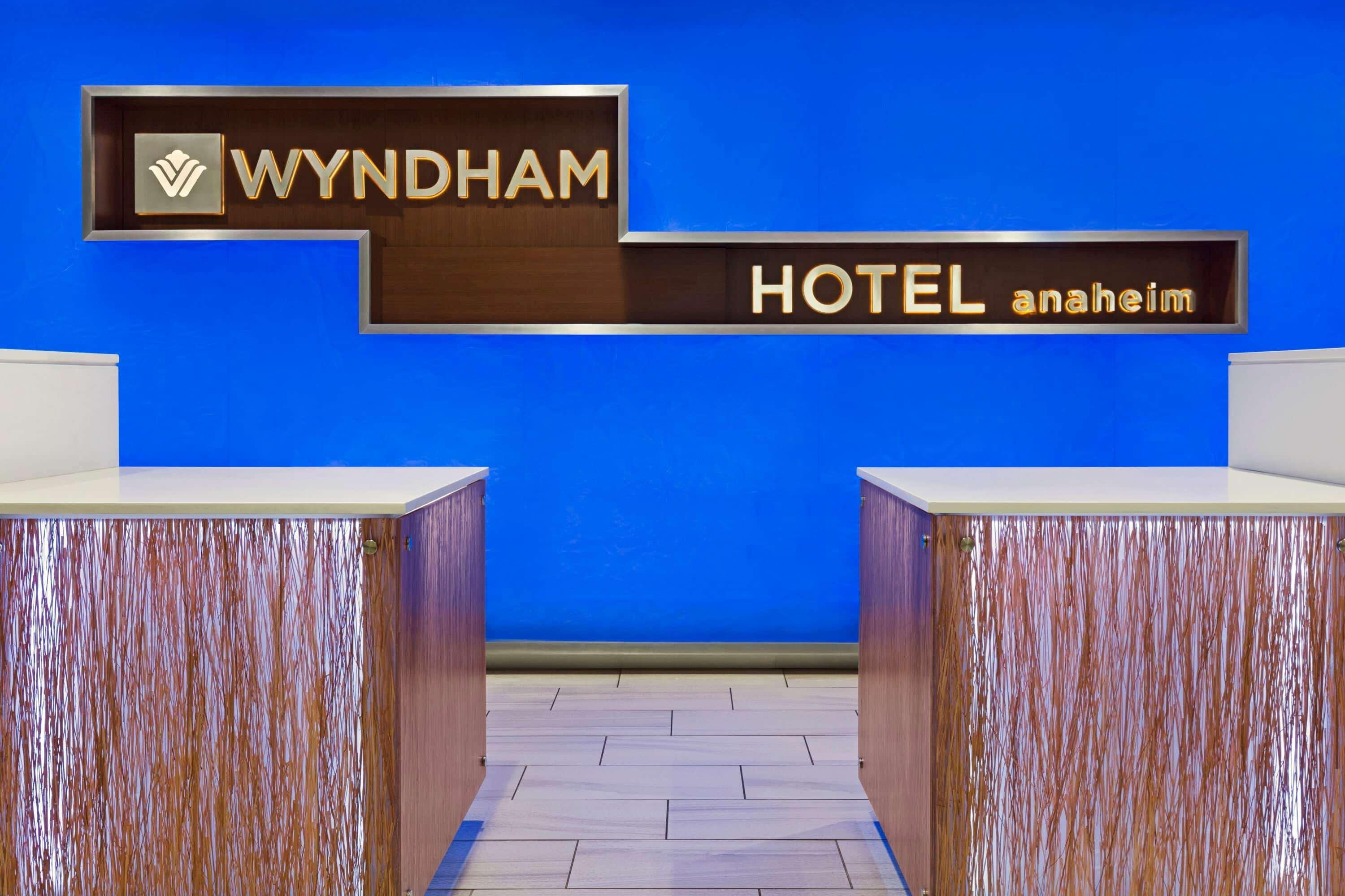Hôtel Wyndham Anaheim Extérieur photo
